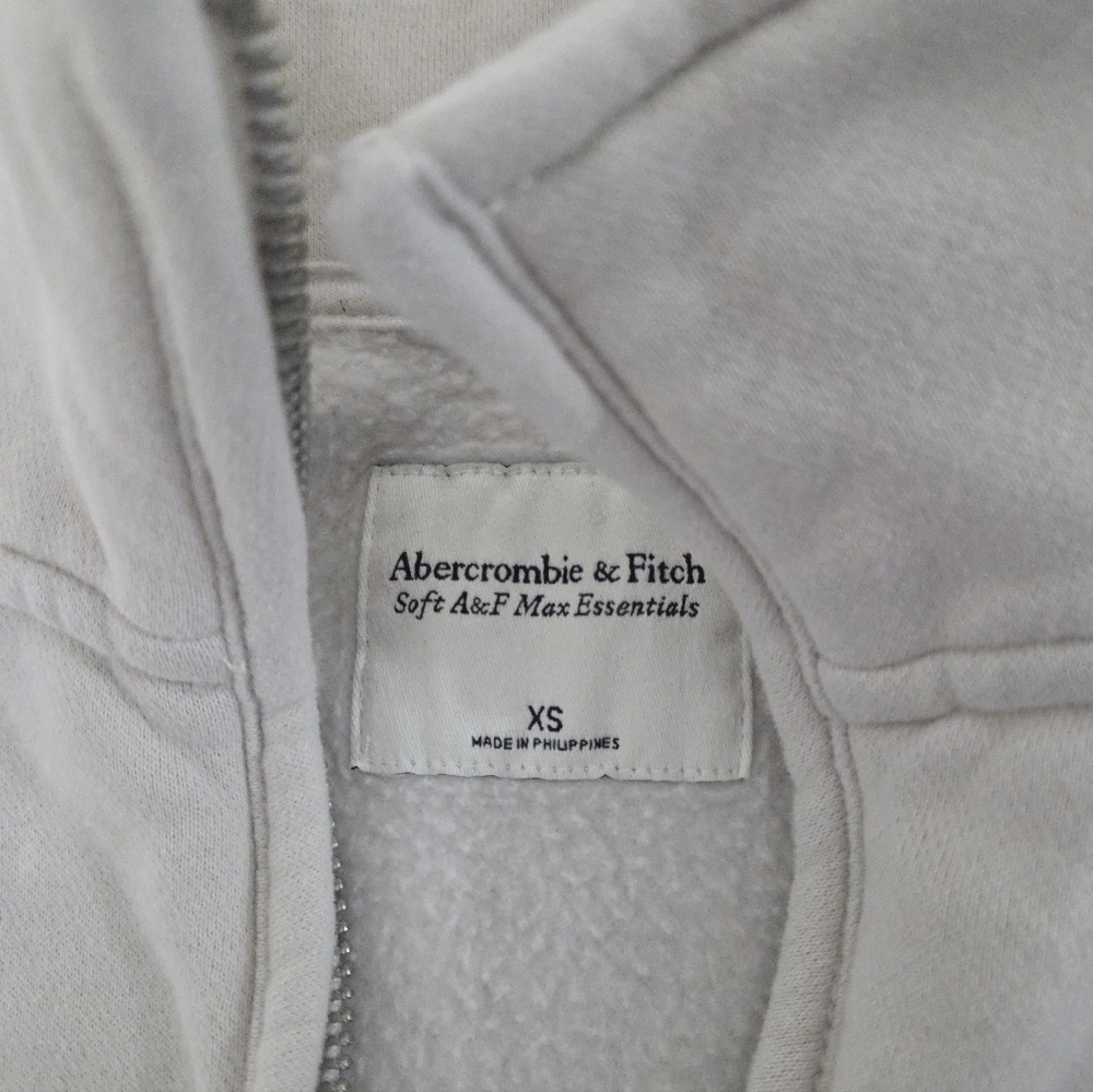 Abercrombie zip up sweatshirt XS